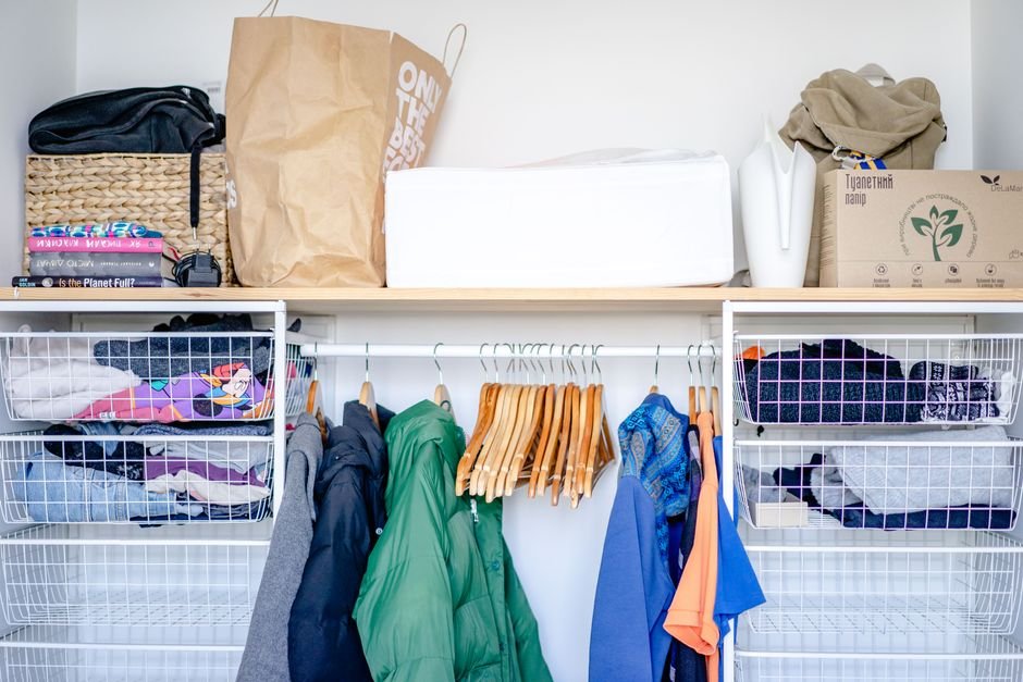 3. Reserve uma Área Neutra Para Roupas do Casal