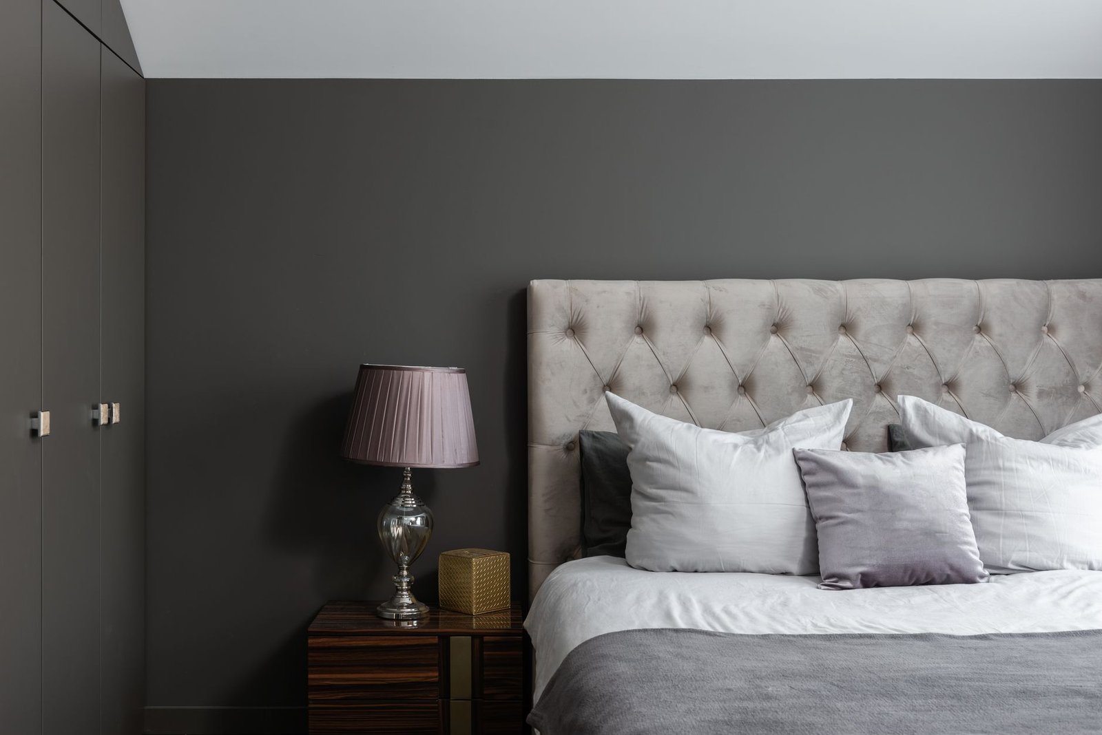 Cabeceira de Cama: 7 Ideias Para Transformar o Quarto Sem Gastar Muito