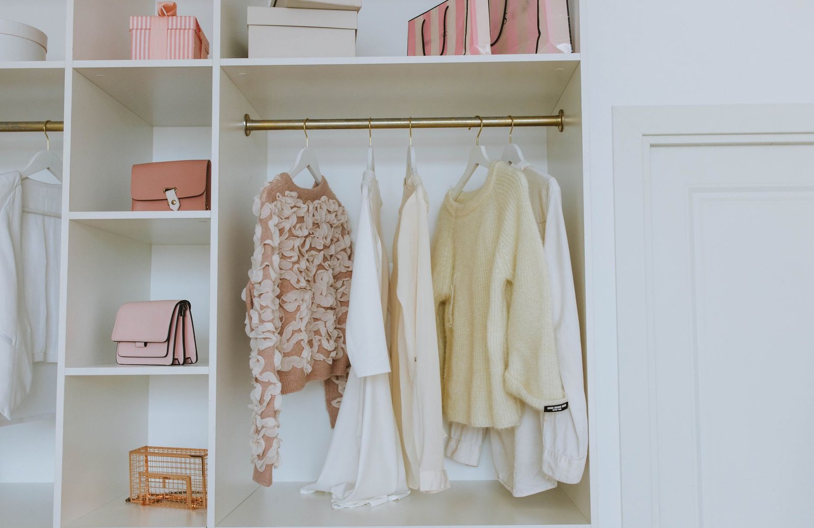 Como Organizar Bolsas no Guarda-Roupa Sem Elas Perderem a Forma