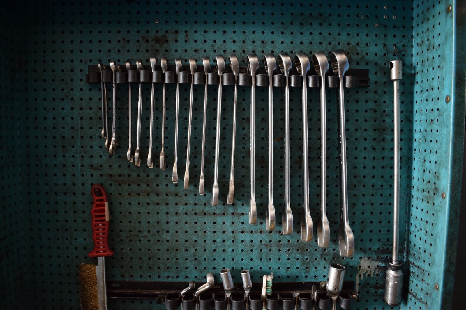 Painel de Ferramentas: DIY para Organizar a Garagem Gastando Pouco