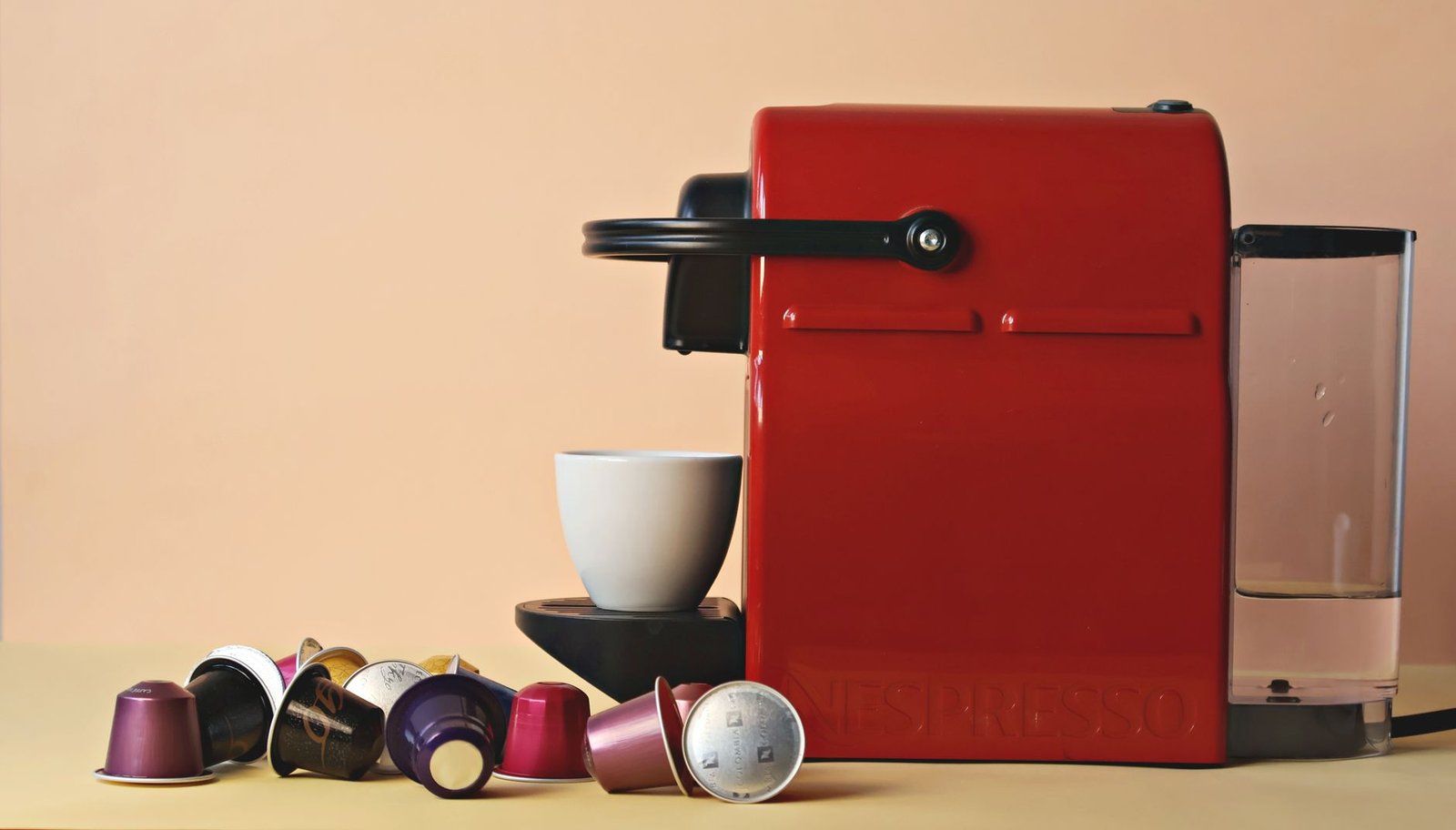 Organizador de Cápsulas de Café: 6 Truques para Nunca Mais Perder Espaço na Bancada
