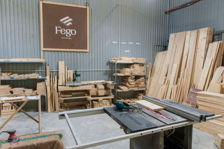 Passo 1 — Corte e prepare a placa