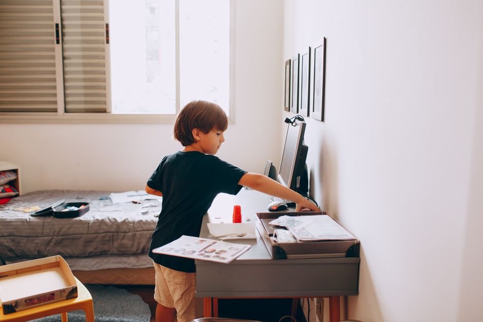 7 truques para organizar o quarto do adolescente sem brigar
