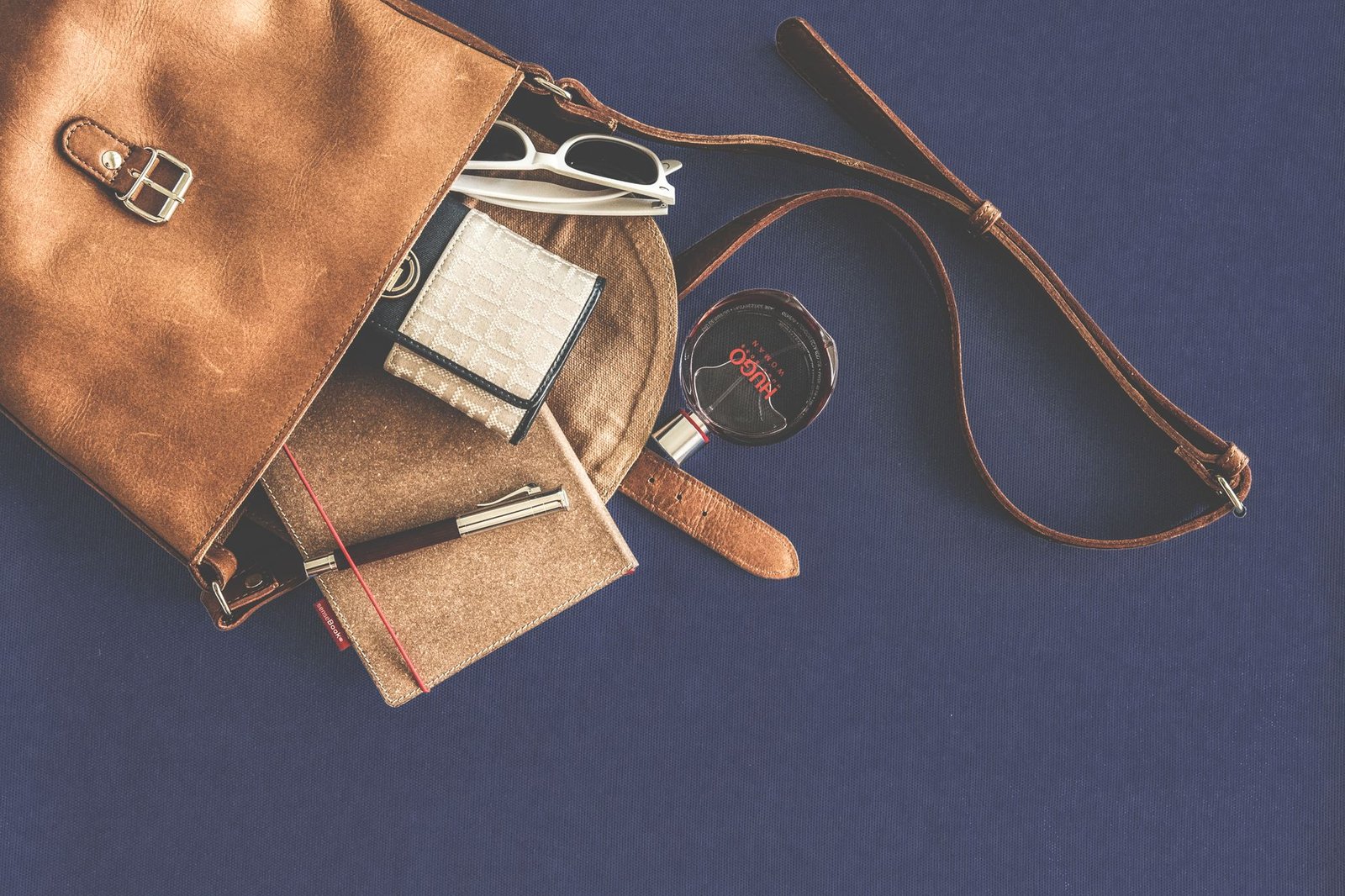 Bolsa do Dia a Dia: Como Organizar o Que Vai Dentro (e Nunca Mais Perder Nada)