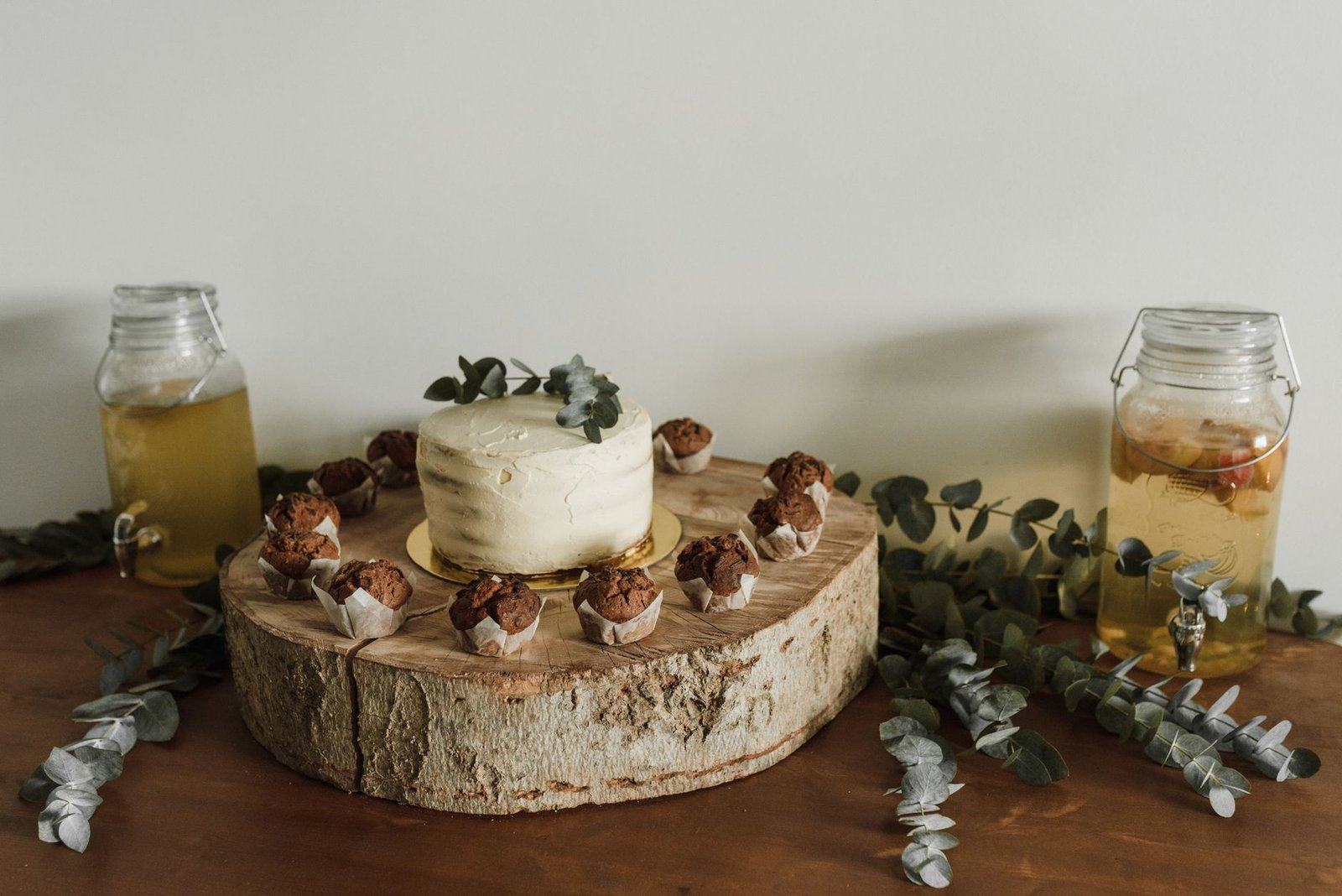 Mesa de Doces Para Festa Pequena: Como Montar Sem Gastar Muito